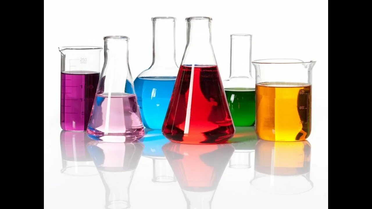 Химические реакции. Красивая химия. Chemical substances. Вода в пробирке. Колбы и пробирки.