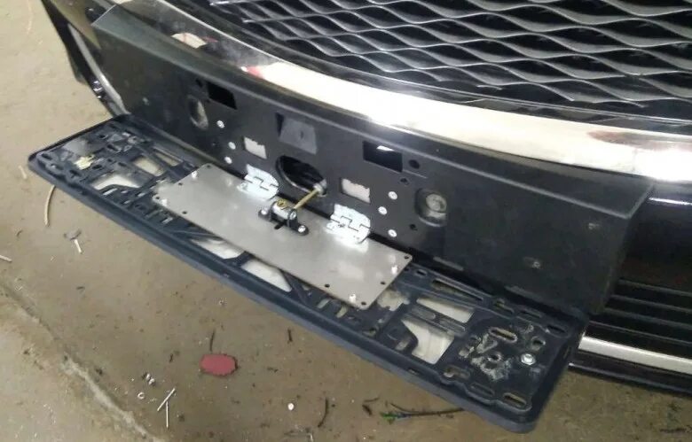 Откидные рамки номера под лебедку уаз 469. Рамка номерного знака dodge ram. Откидная рамка номерного знака маз 5440. Откидная рамка номерного знака oj 14. Откидные гос номера.