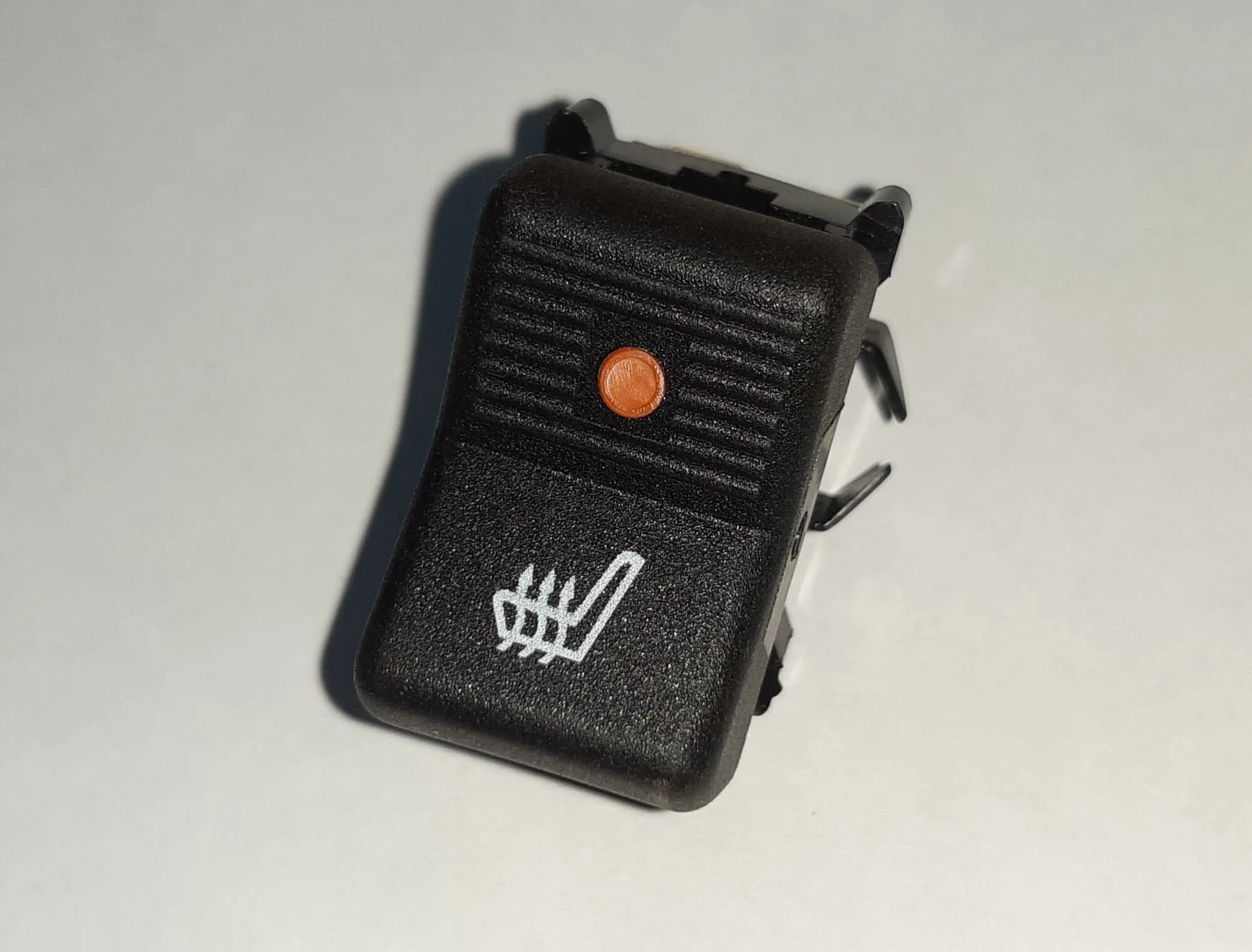 Комплект обогрева сидений ваз 21213. Подогрев сидений нива 21214 тумблер. Подогрев сидений 21214. Подогрев сидений 21214. Обогрев сидений ваз 2108.