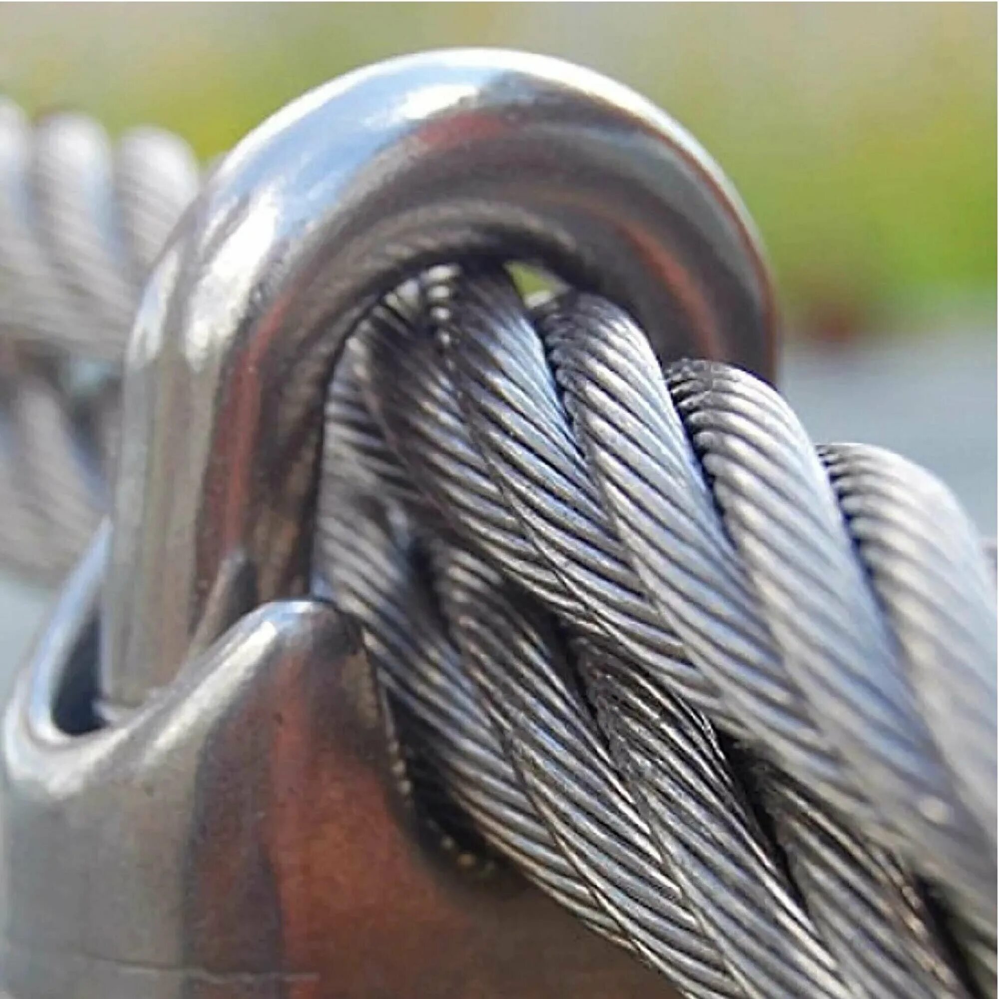 трос металлический. стальные канатные. канат стальной 52-г-в-н-р-т-1770. стальные канатные. Din 741.