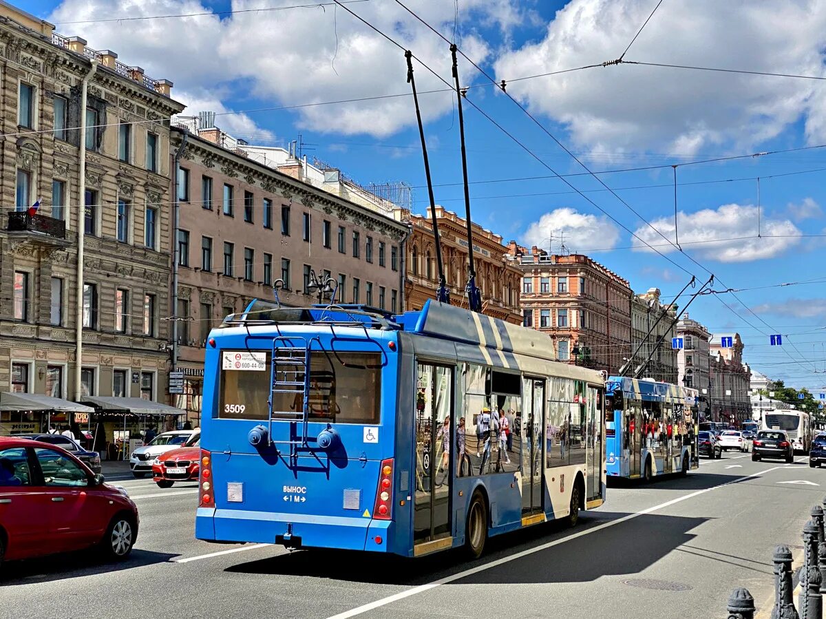 Движение троллейбусов спб. Тролза-5265 «Мегаполис». Модель троллейбуса Тролза 5265. Троллейбус Санкт-Петербург.