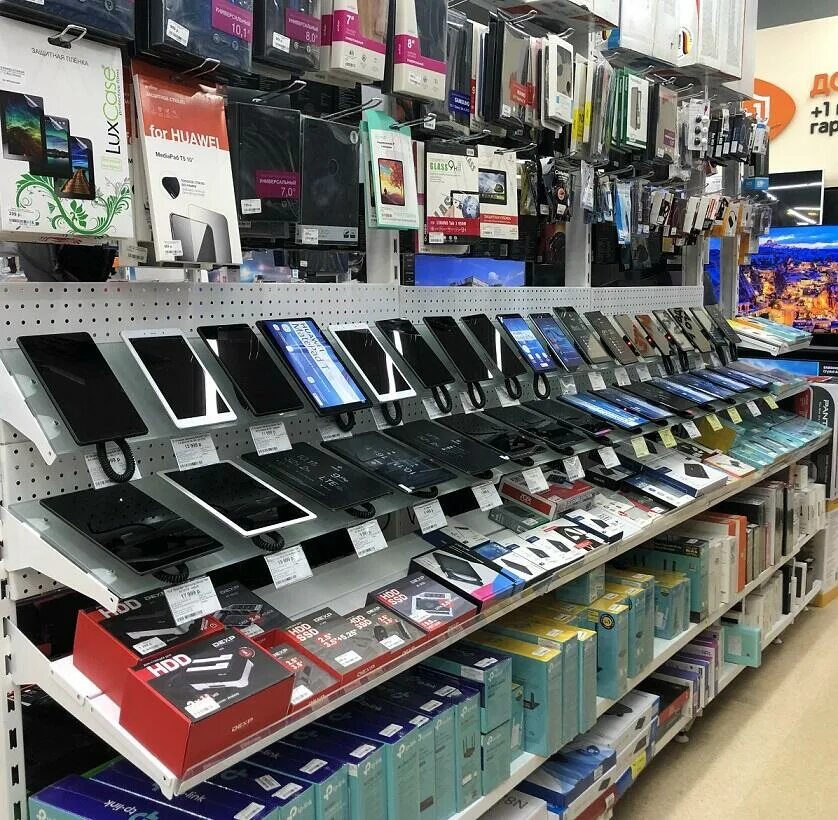 Мега магазин коттон. Магазин одежды смол сити. Днс в смайл сити томск. Тц сан сити сочи. Смолсити интернет магазин женская одежда.