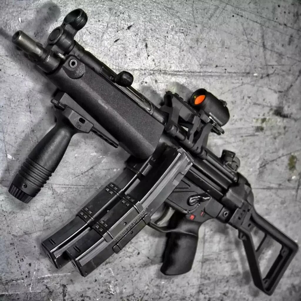 Пистолет-пулемёт mp5k a4. Пистолет пулемет hk mp5. Пистолет-пулемёт mp5k a4. Пулемет мп 5. Пулемет мп 5.