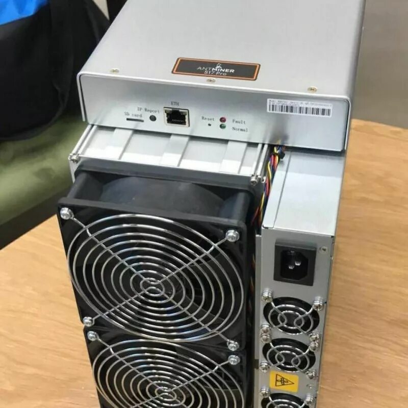 Antminer s21 pro. Antminer s17 Pro. ASIC s17 Pro. ASIC Antminer s17 Pro. Antminer s17 Pro 50 th/s.