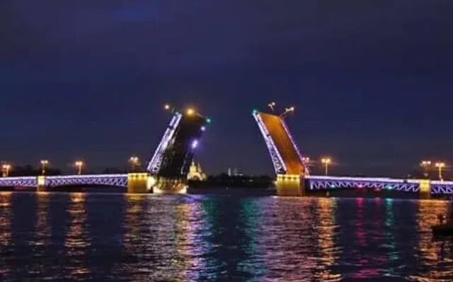 Разведены мосты все спят песни. Мосты Невы в Санкт-Петербурге. Разводные мосты в Санкт-Петербурге вечер.