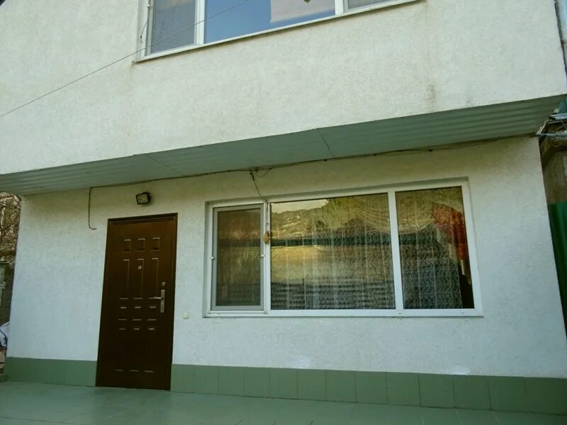 Ялта изобильная 9. Изобильная 12 волгоград красноармейский. Изобильная 9. Ялта гостевой дом на изобильной 5. Ялта улица изобильная.