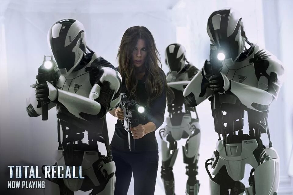 Вспомнить робот. Кейт бекинсейл вспомнить. 2012 total recall kate beckinsale. total recall 2012 робот.