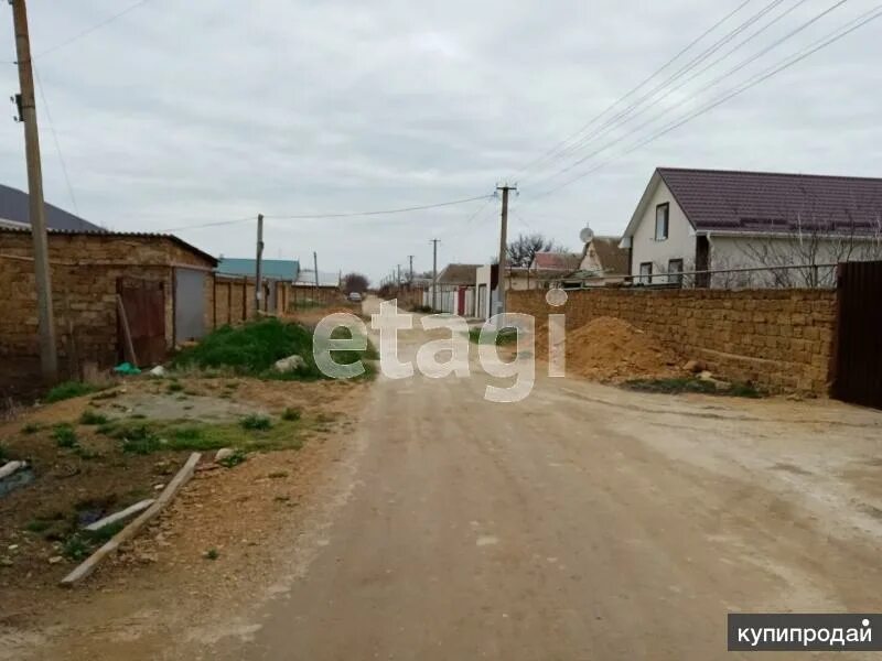 Орлянка крым рыбалка. Село Орлянка Сакский район. Посёлок Орлянка. Орлянка Сакский район рыбалка домики. Сакский район Орлянка платник домики.