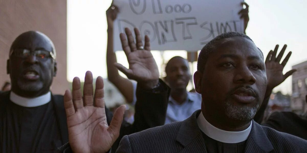 Хор афроамериканцев в церкви. Баптисты аллилуйя. Госпел спиричуэлс музыканты. Госпел католики. Церковь афроамериканцев.