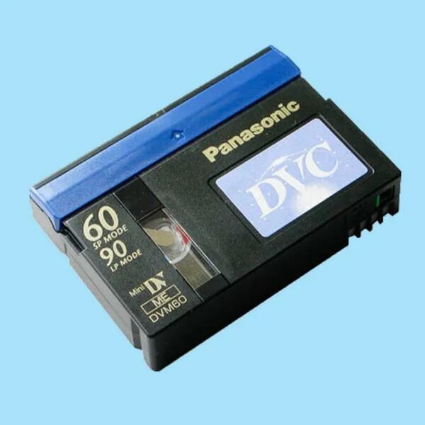 Кассета mini. Кассета Формат MINIDV. Mini DV кассета. Mini VHS. Видеокассеты мини дв.
