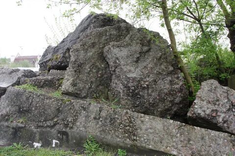 Кусок отбитый от глыбы 6 букв