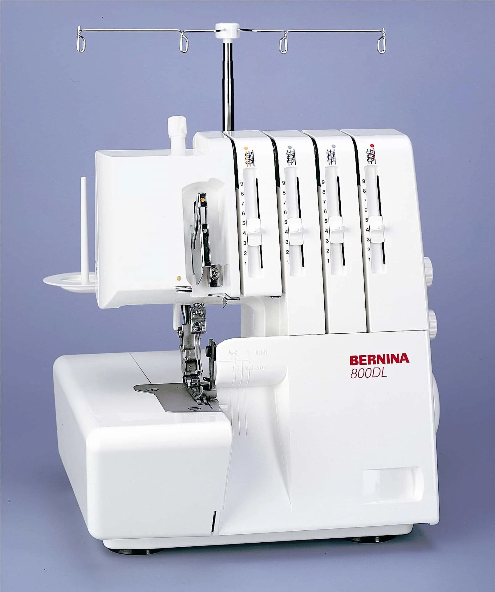 Bernette b44 funlock. Оверлок bernina bernette. Оверлок bernette funlock b44. Оверлок бернина 610d. Оверлок bernette.