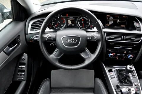 Открыть audi a4