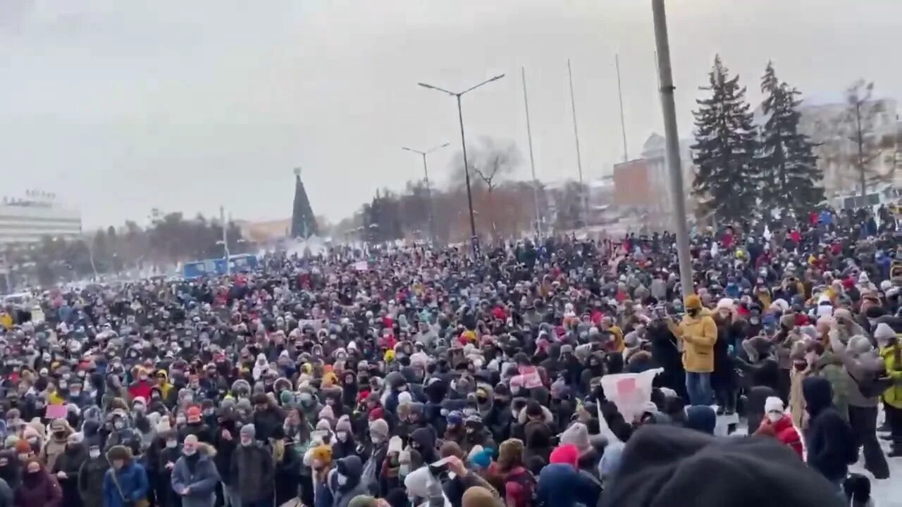 Митинг в Иркутске 23 января 2021. Протест в Иркутске Навальный. Митинги 2021. Митинг 23 января Москва вид сверху. Митинги видео прямая