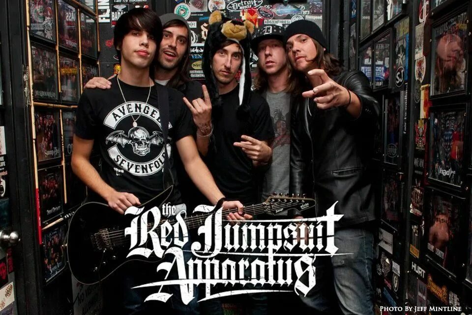 The red jumpsuit apparatus. Группа the Red Jumpsuit apparatus. Face down the Red Jumpsuit apparatus. The Red Jumpsuit apparatus false pretense. Группа false pretense.