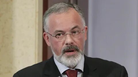 Табачник