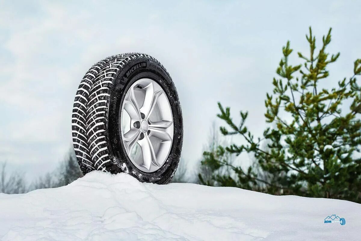 Куплю комплект летней резины. Michelin x-Ice North 4. Шины Michelin x-Ice North 4 SUV. Michelin x-Ice North 4 шип. Michelin x-Ice North 4 SUV шип.