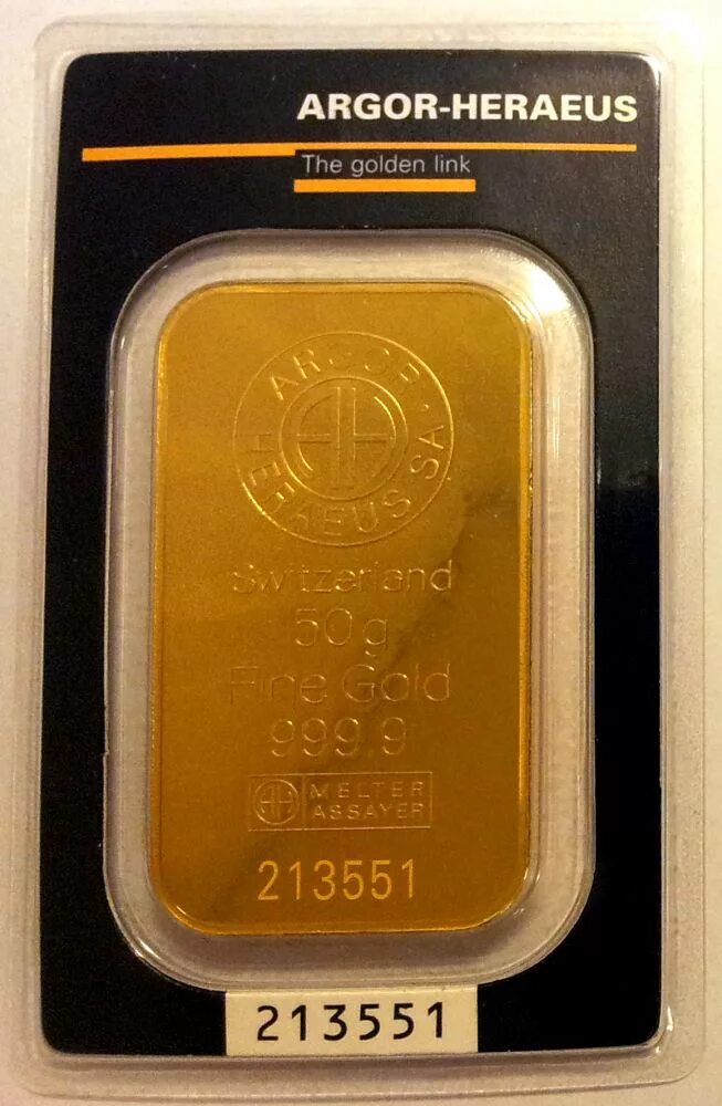 Покупка золота сбербанк сегодня. Золотой слиток Швейцария 10 грамм. Слиток золота 50 грамм. 100 Граммовый слиток золота. Сбербанк слиток золота 100г.