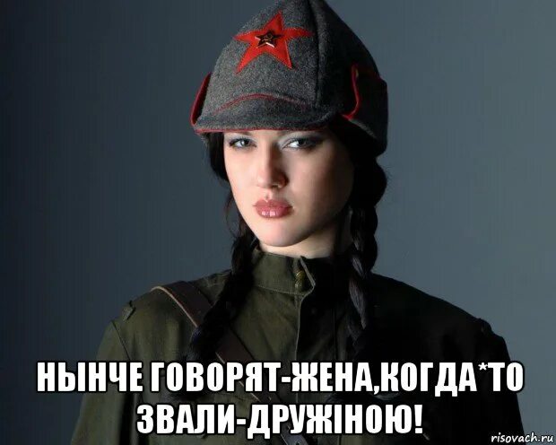 Такие нынче времена. Нынче любят бессловесных. Такие нынче времена тебе мешают жить а ты мешаешь ложечкой чай. Ведь нынче любят бессловесных кто сказал. Жить нынче.