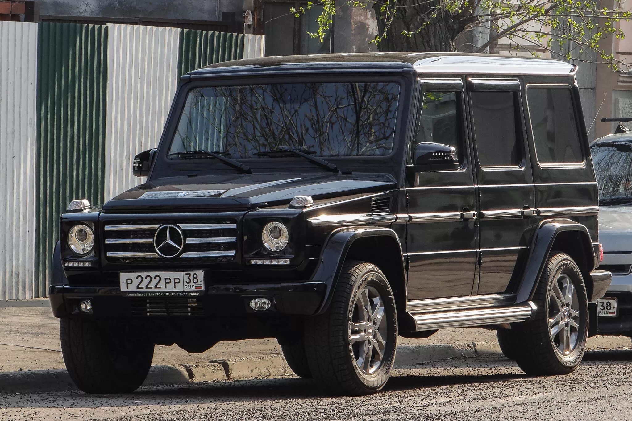 Гелендваген 222. Мерседес Гелик 64 регион. Mercedes Benz g500 152 регион. Гелик 38 регион. Гелендваген номер