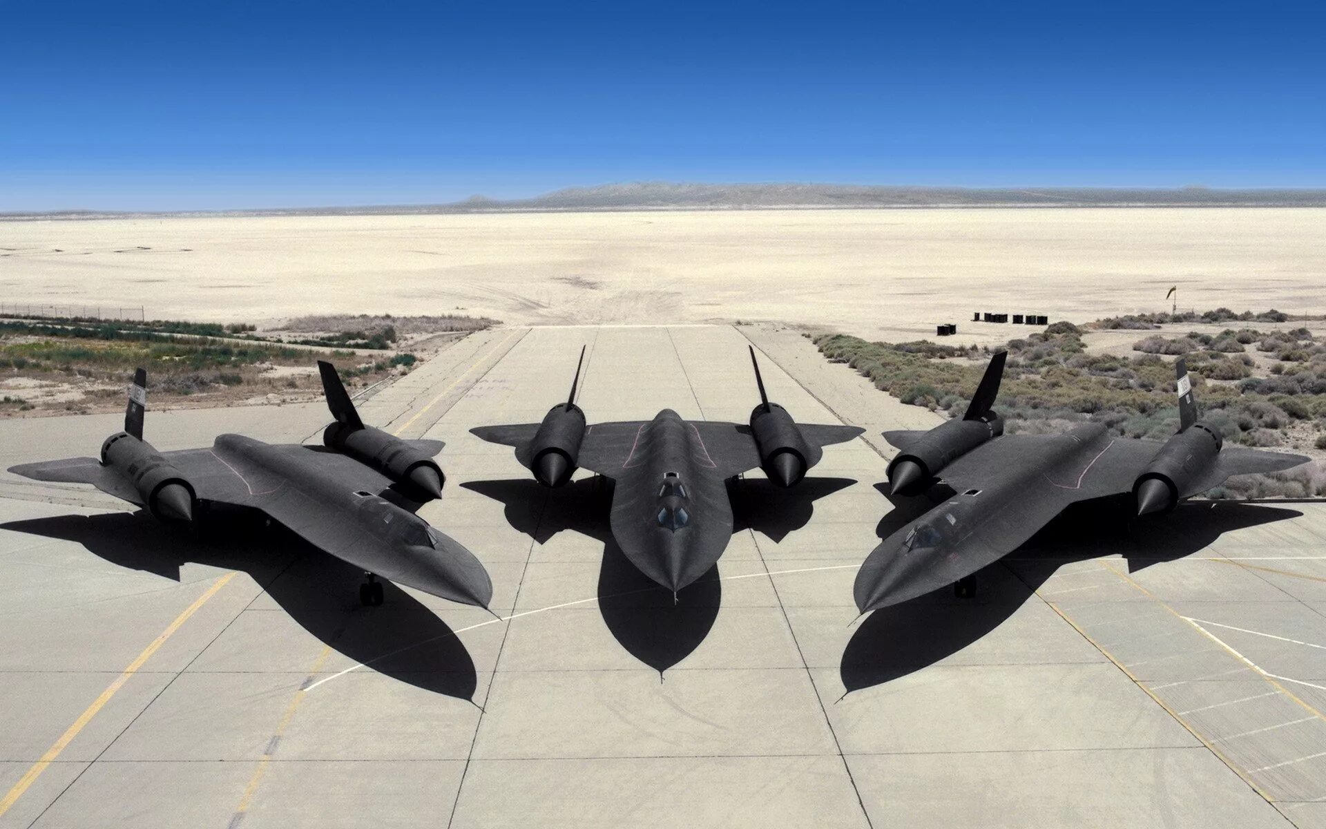 SR 71 Blackbird. Локхид SR-71 Blackbird. Lockheed SR-71 Blackbird самолёты-разведчики. Черный Дрозд самолет SR 71.