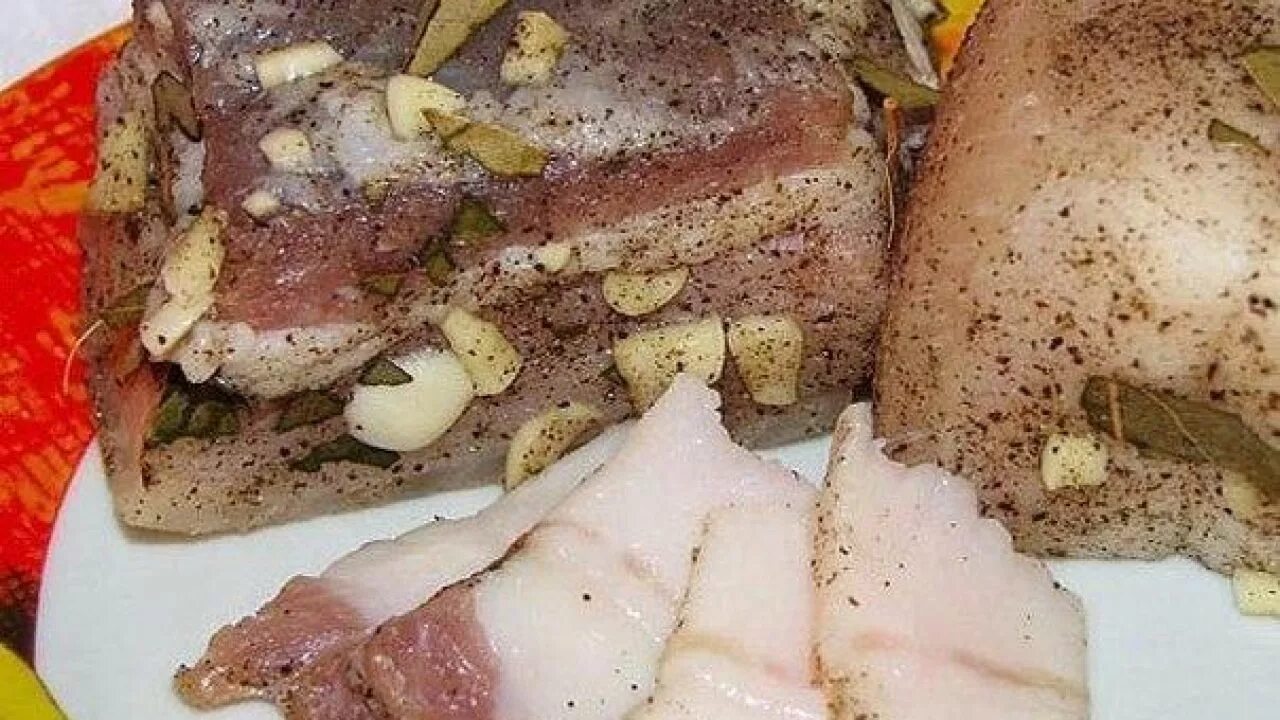 Как посолить вкусно чтобы было мягкое сало. Сало. солёное сало по домашнему. сало с мясом соленое. сало с прослойкой.