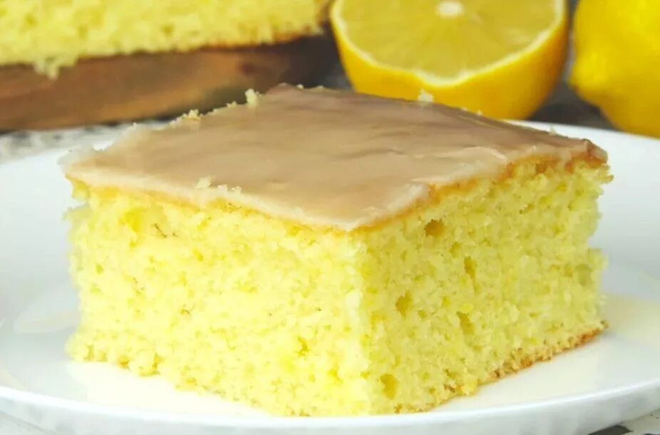Монастырская кухня лимонный пирог. Нежный лимонный пирог. Пирог с лимоном и орехами. Лимонный пирог наивкуснейший. Вкусный нежный пирог рецепт