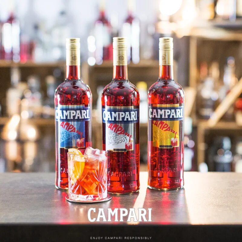 Кампари Милано. Апероль Давиде Кампари Милано. Ликер Campari коктейль. Кампари Италия. Кампарь