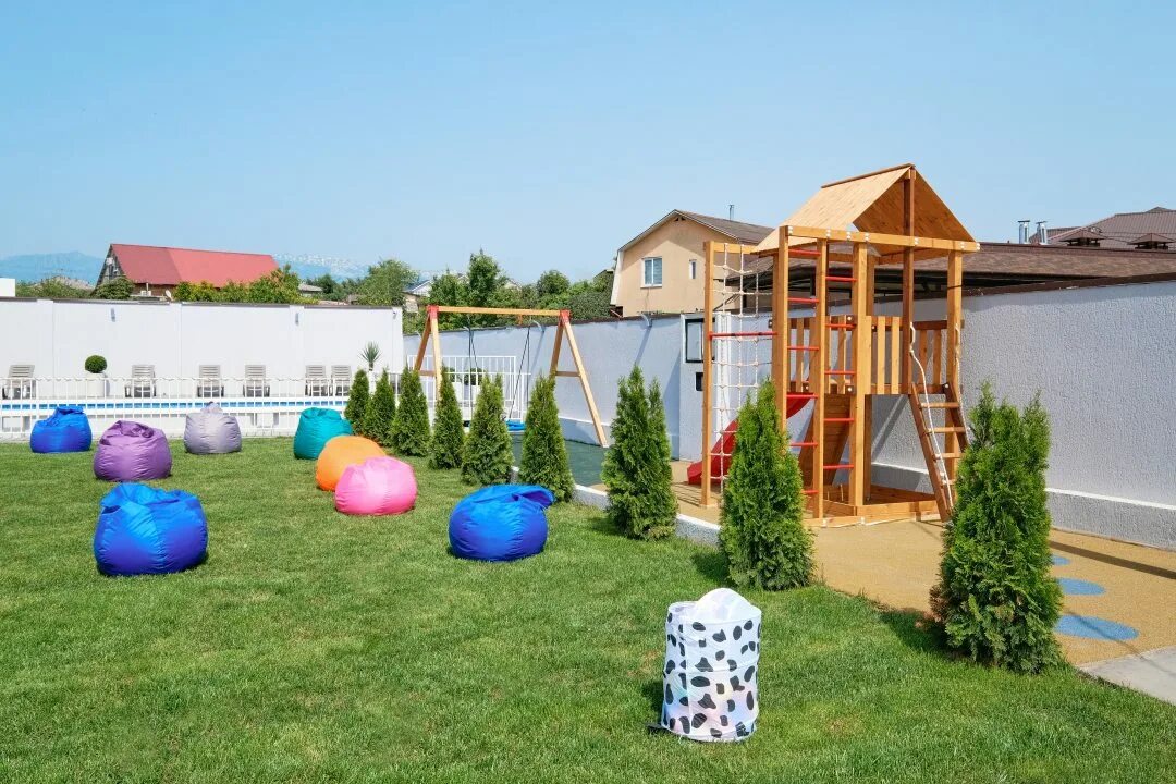 Сочи верхневеселое. Apart village. Апарт виладж адлер. Гостевой дом жемчуг вилладж адлер. Поселок некрасовка адлер.