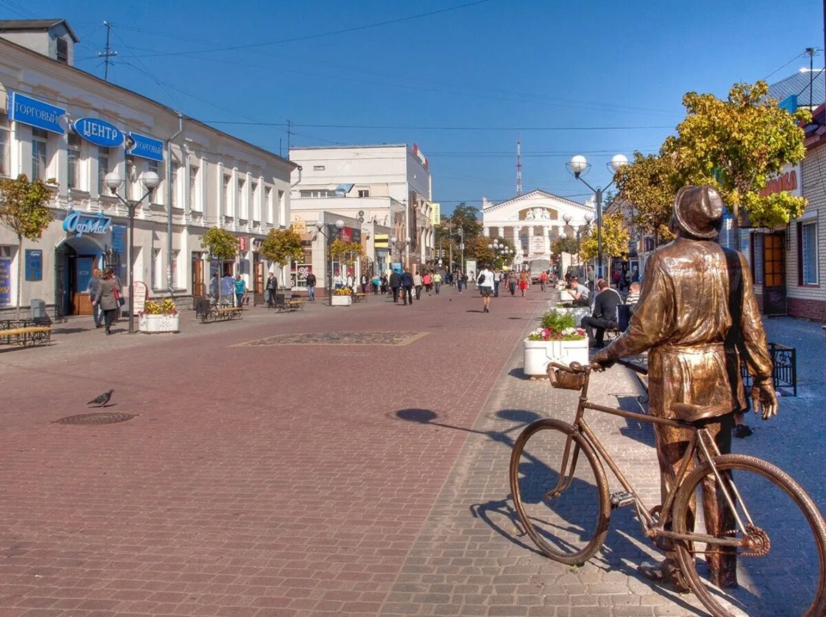 Мокано калуга. Театральная площадь калуга арбат. театральная улица калуга.