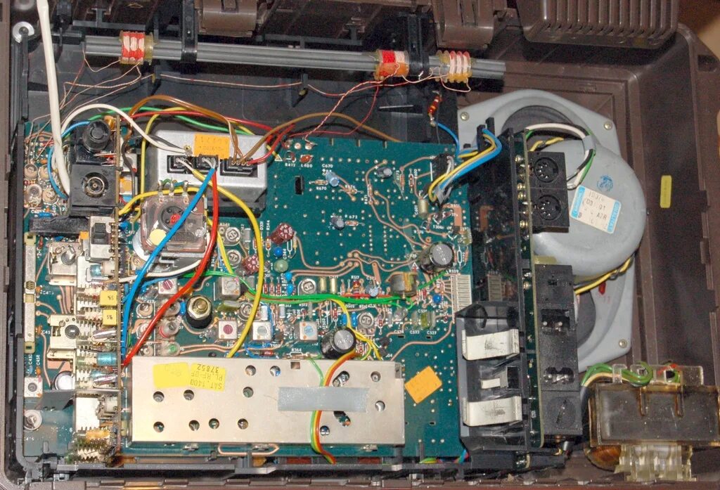 Соединительный элемент grundig. Bosch соединительный элемент wtz27410. Bosch соединительный элемент wtz27410. Smeg kitspf-1. Asko ad82a.