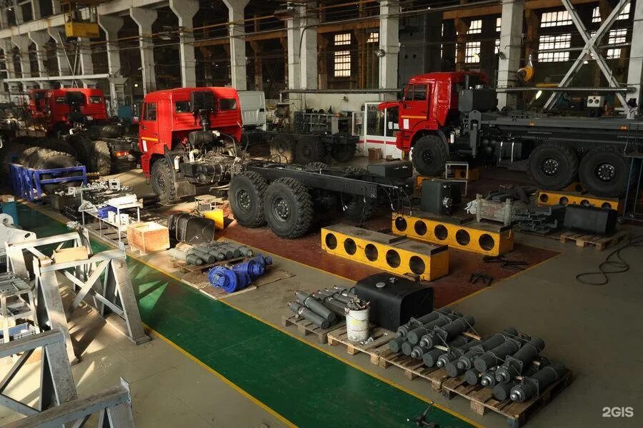 Чмз чтз. Машиностроительный завод челябинск. Челябинский тракторный завод т800. Тракторный завод чтз. Трактора челябинского тракторного завода.