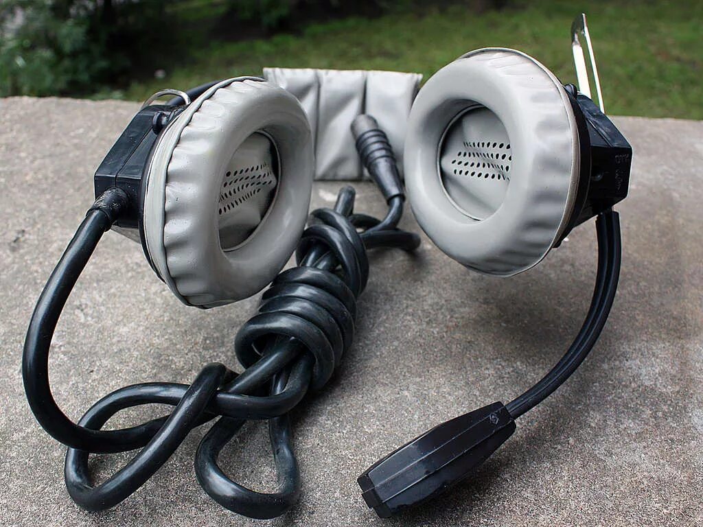 Apple ipod shuffle 1. Мп3 плеер maxfeld512. Магнитофон philips az787. Магнитофон mason vrp991g. Плеер samsung yp.