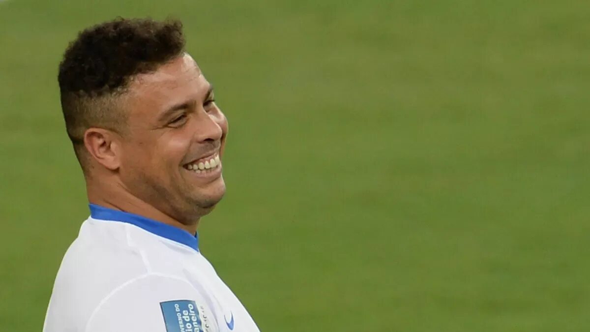 Луис де лима. Луис роналдо. роналдо луис назарио де лима. ronaldo зубастик. роналдо луис назарио де лима футболисты.