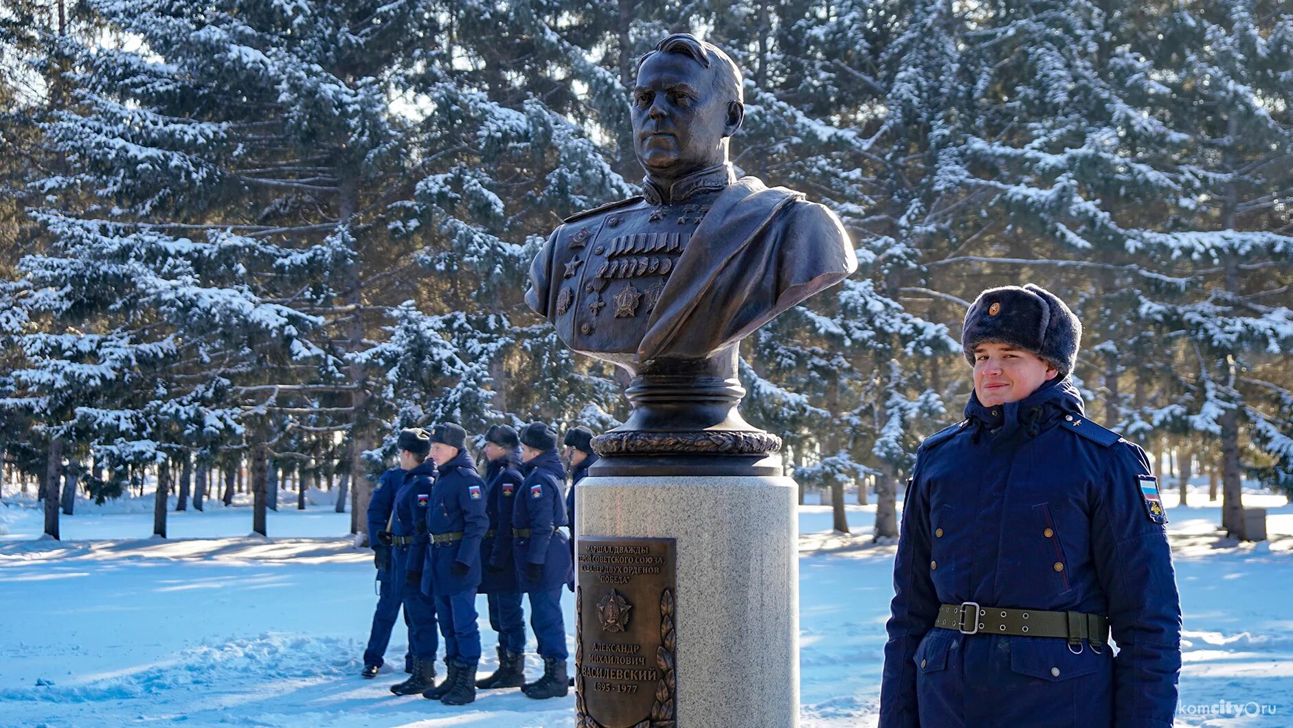 василевский а. василевский маршал советского союза. 1942 военачальники сталинградской битвы. воспоминаний маршала советского союза а. а м василевский в годы великой отечественной войны.
