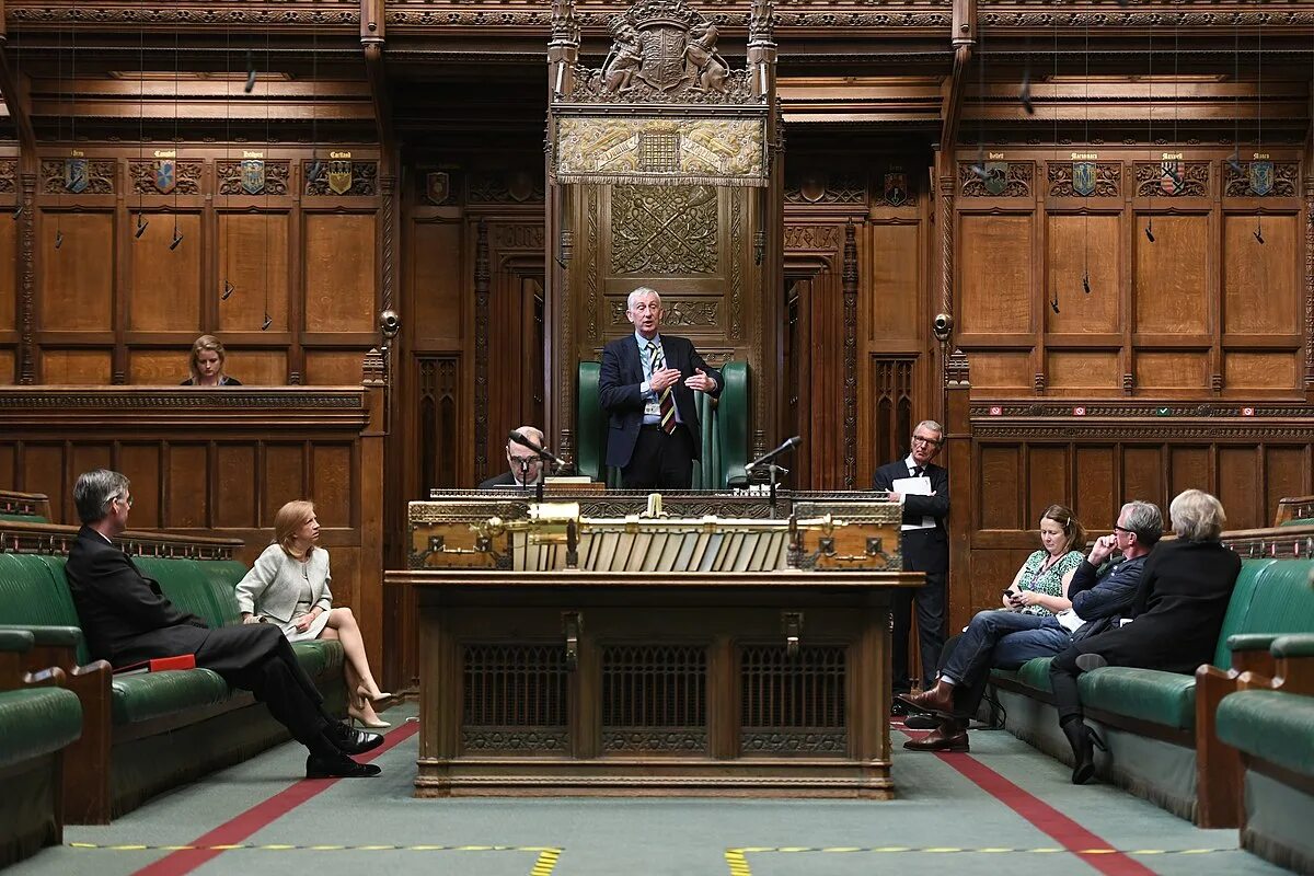 Parliament members. Правительство англии. Парламент великобритании. Заседание палаты общин парламента великобритании. Палата общин великобритании.