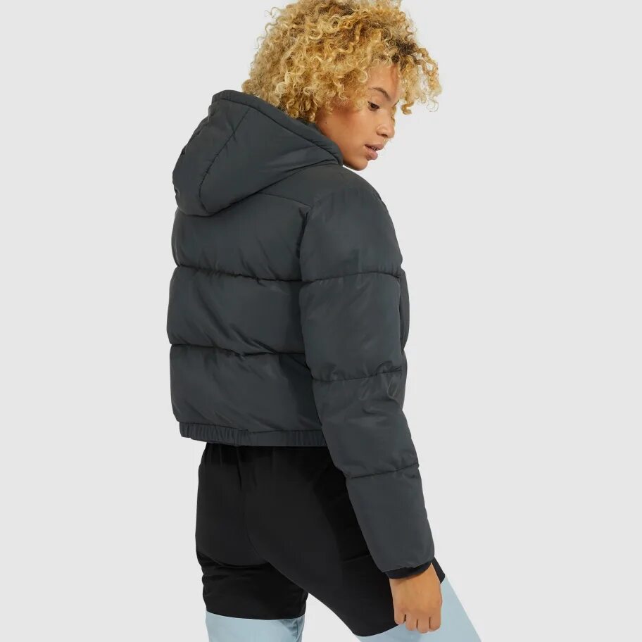 Мульти зим. Мульти зим. Фон зимние забавы для детского сада. Мульти россия вологодская область. Заснеженный сказочный лес.