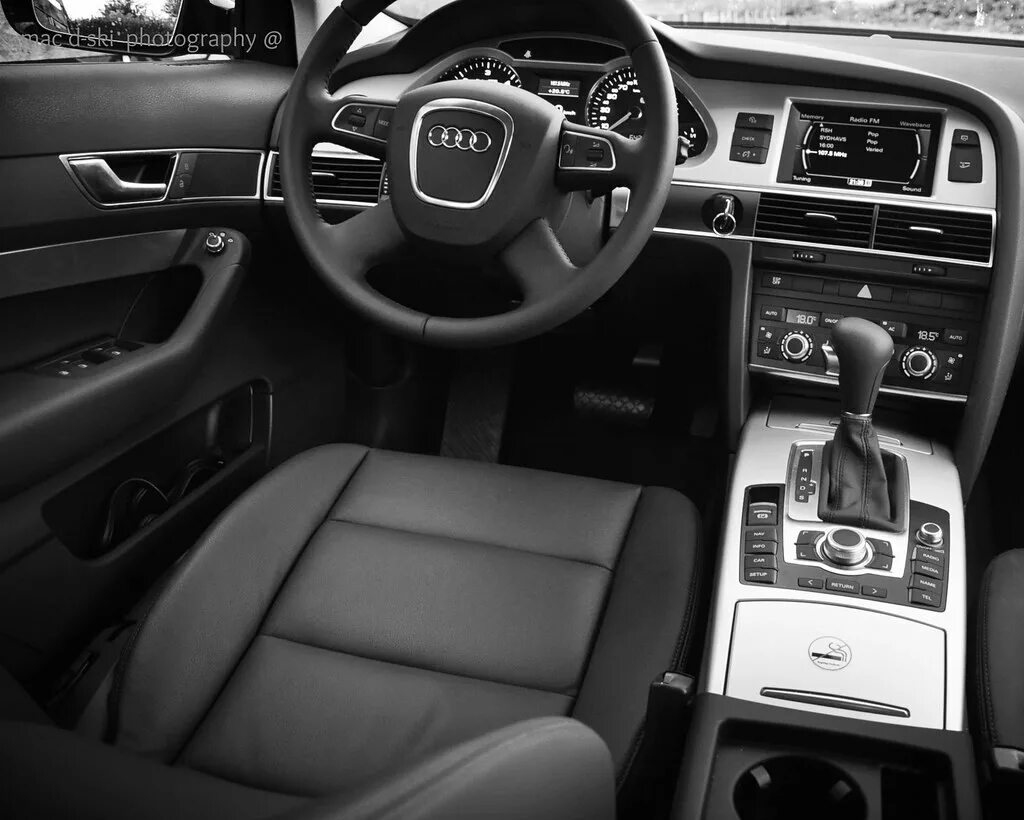 Ауди а6 механика. Audi a6 c6 Interior. Audi a6 2010. Ауди а6 с6 2010. Audi a6 2010 салон.