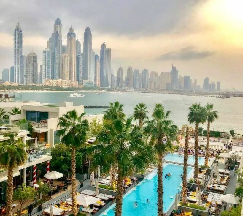 Какое море в дубае в оаэ. Дубай (ОАЭ). Абу Даби море. ОАЭ столица Дубай. Абу Даби пляжи.