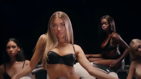 Madison Beer слив горячих фото 18+ (30 интимных картинок) скачать бесплатно...