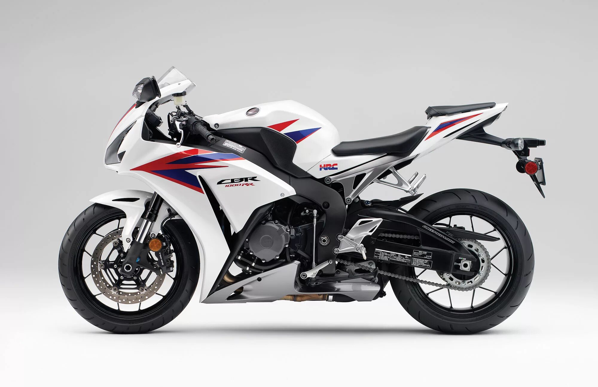 Байка 2012. Honda cbr125r, 2018. мотоцикл honda cbr 1000. honda fireblade 1000 rr 2012. honda cbr1000rr fireblade 2012.