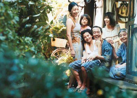 Shoplifters" เ จ า ข อ ง ร า ง ว ล ป า ล ม ท อ ง ค ำ จ า ก ค า น ส... 