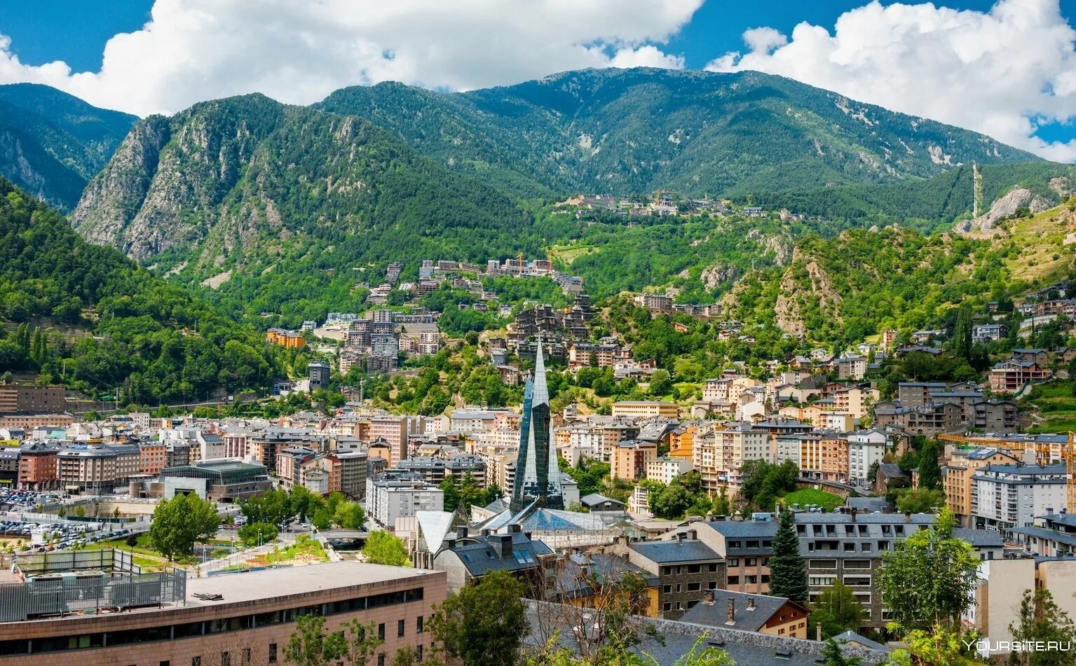 Андорра андорра-ла-велья. Андорра-ла-велья. Андорра столица андорра-ла-велья. Энкамп андорра. Андорра испания.