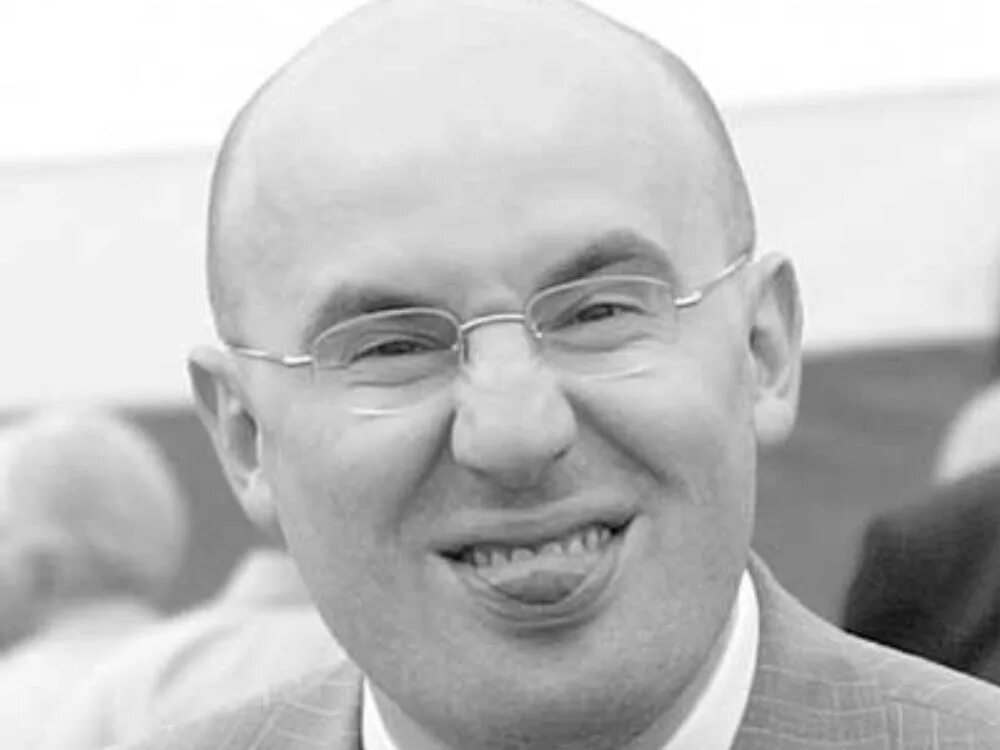 Гусаков уже был наслышан о замечательных. Гусаков уже был наслышан о замечательных