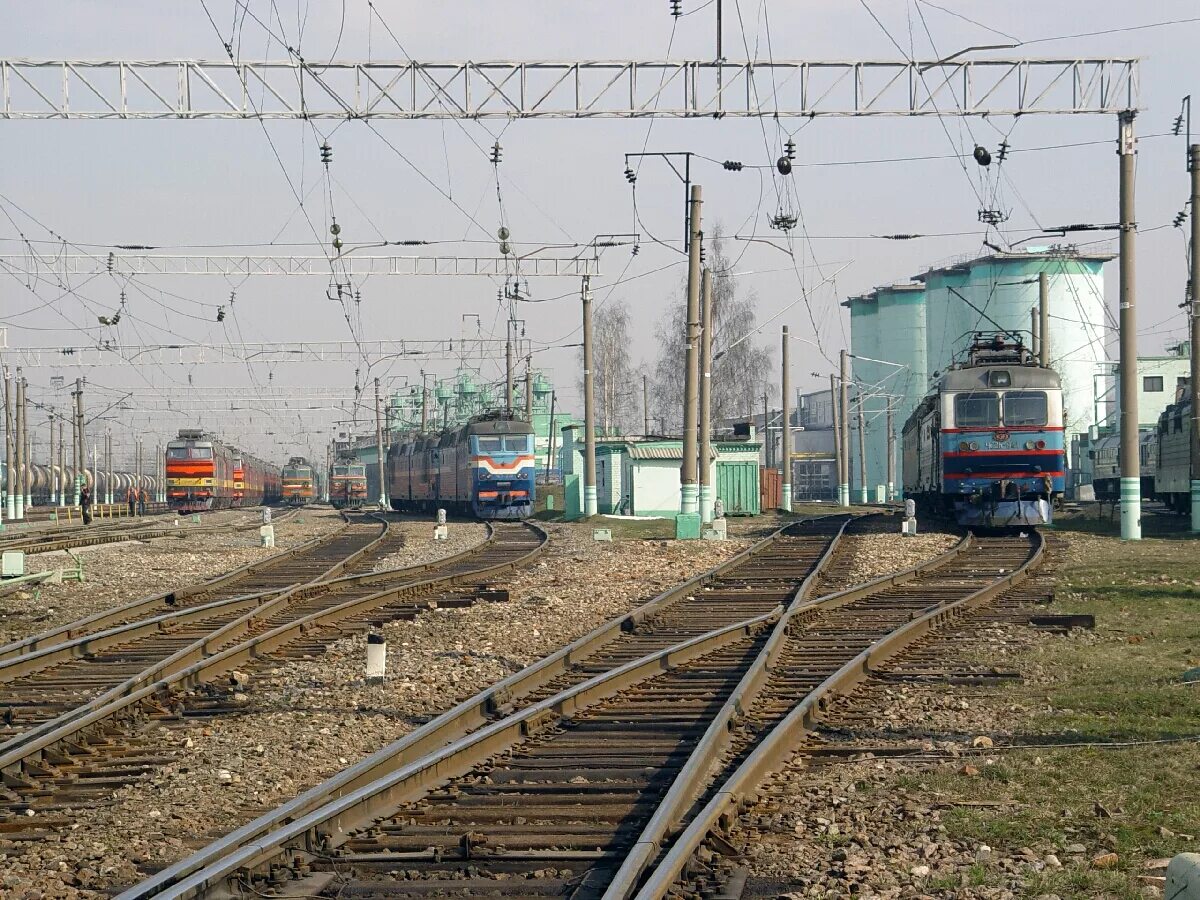 Депо вязьма. Начальник депо вязьма воронцов. Депо железнодорожный вязьма. Вязьма сортировочная депо. Эксплуатационное локомотивное депо вязьма-сортировочная.