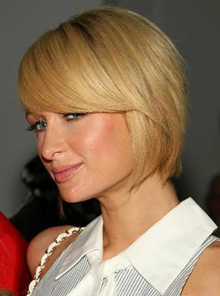 Стрижка маллет боб. Пэрис хилтон с боб каре. Стрижка для лица с длинным носом. Джоди фостер нос. Прическа с косой челкой на средние волосы.