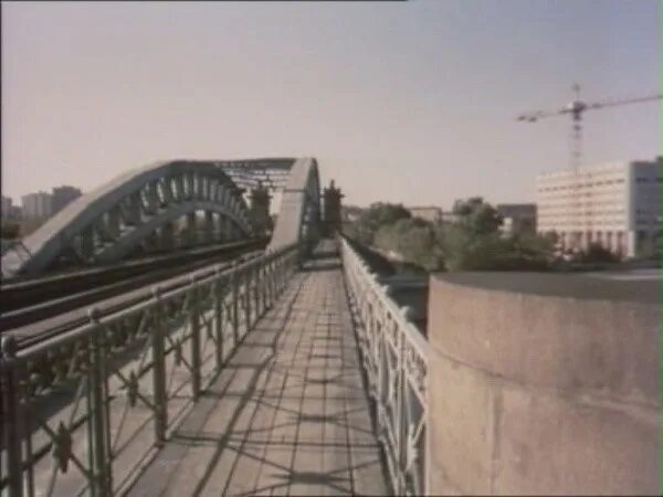 Где снимали тасс уполномочен. ТАСС уполномочен заявить мост. Краснолужский мост ТАСС уполномочен заявить.