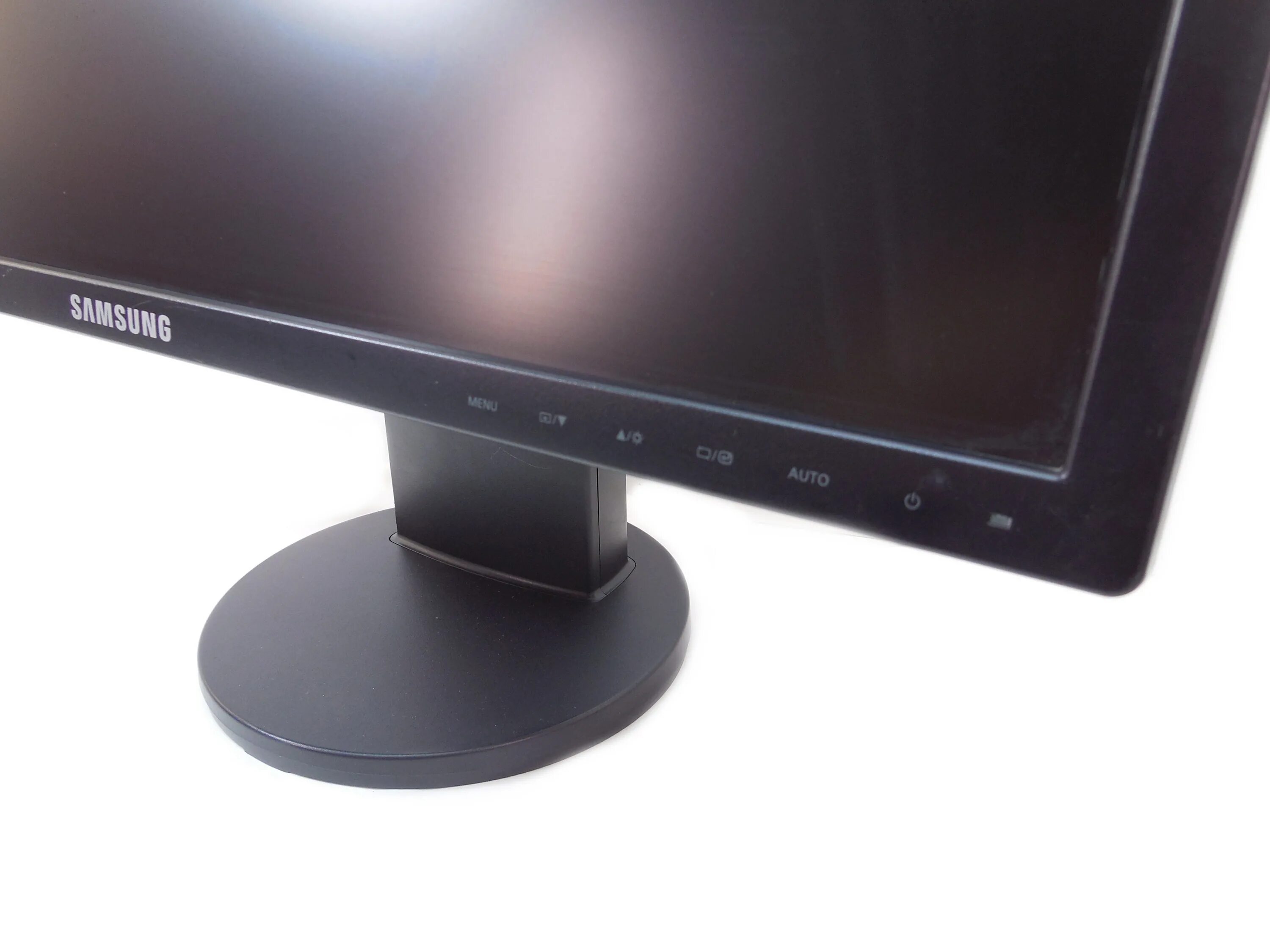 Монитор syncmaster 2243. Syncmaster 2243bw. монитор samsung 2243bw. самсунг syncmaster 2243 bw.
