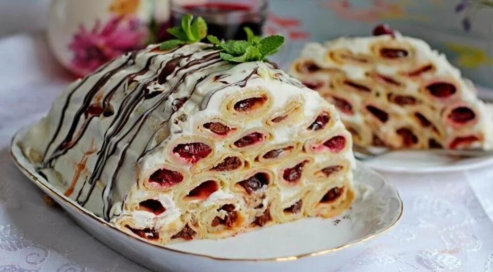 Блинчики с вишней рецепт. Блинный торт Мирель. Блинный торт «фруктовый рай». Блинный торт Mirel.