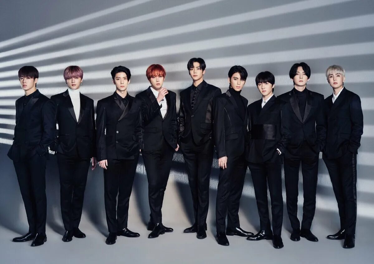 Мужские группы 2023. Sf9 корейская группа. Sf9 2021 группа. Sf9 участники. K-Pop группа sf9.